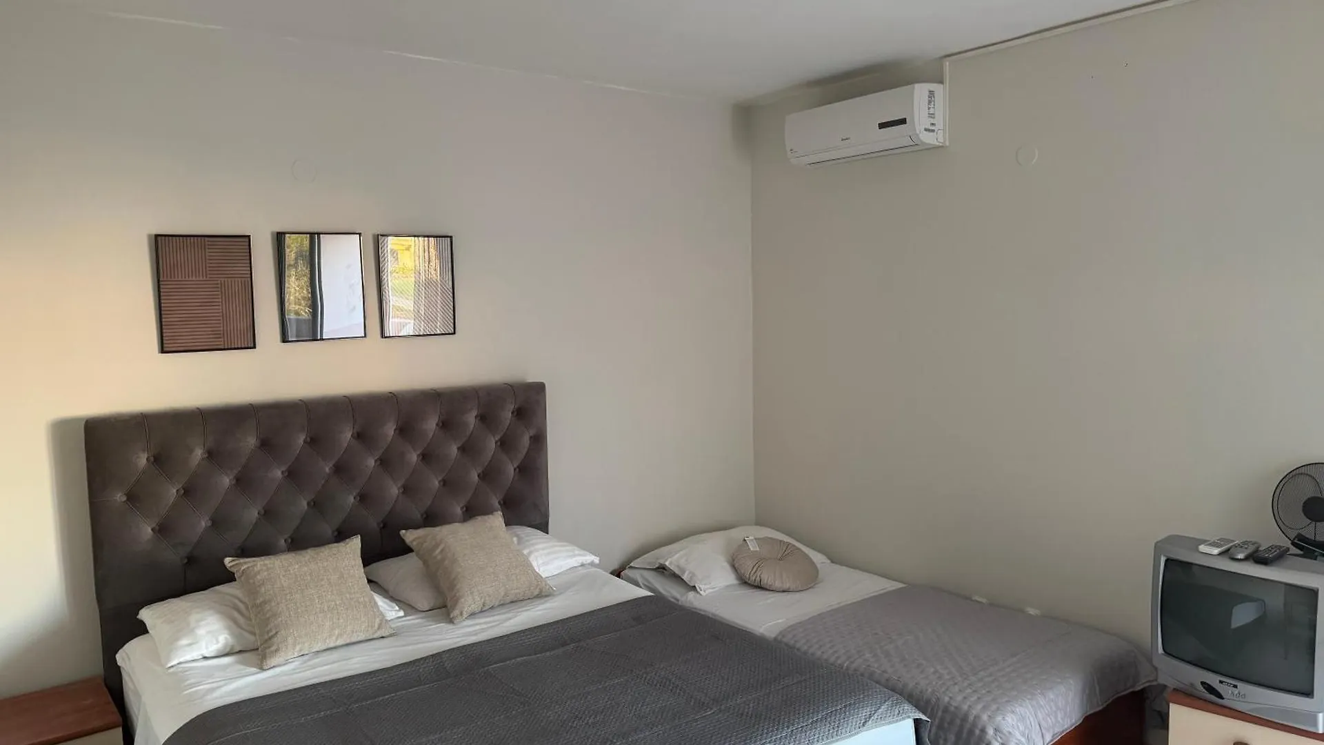 Apartmani Jermen Sukošan 0*,  Kroatien