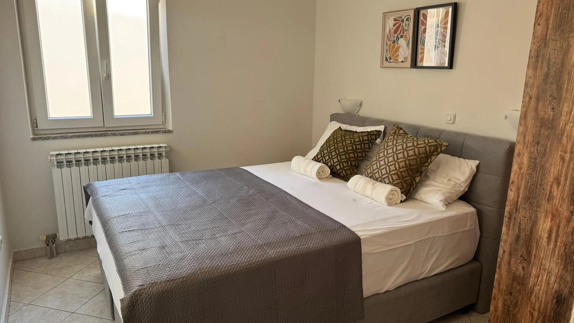 Apartmani Jermen Sukošan 0*,