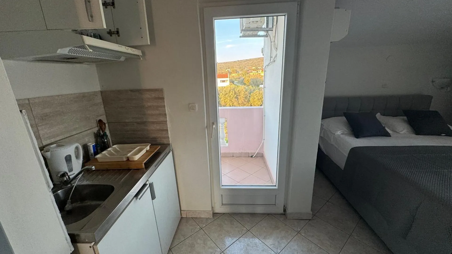 Apartmani Jermen Sukošan 0*,  Kroatien