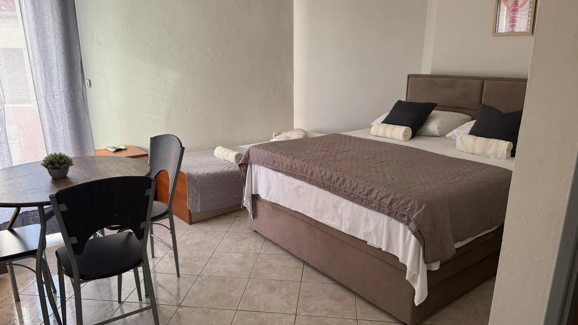 Guest house Apartmani Jermen Sukosan